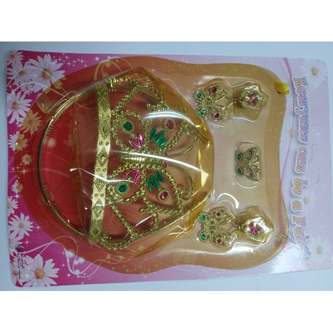 Barbie Fairytopia Collection Colouring + เครื่องประดับนางฟ้า **รบกวนเลื่อนดูสภาพหนังสือก่อนการสั่งซื้อ**